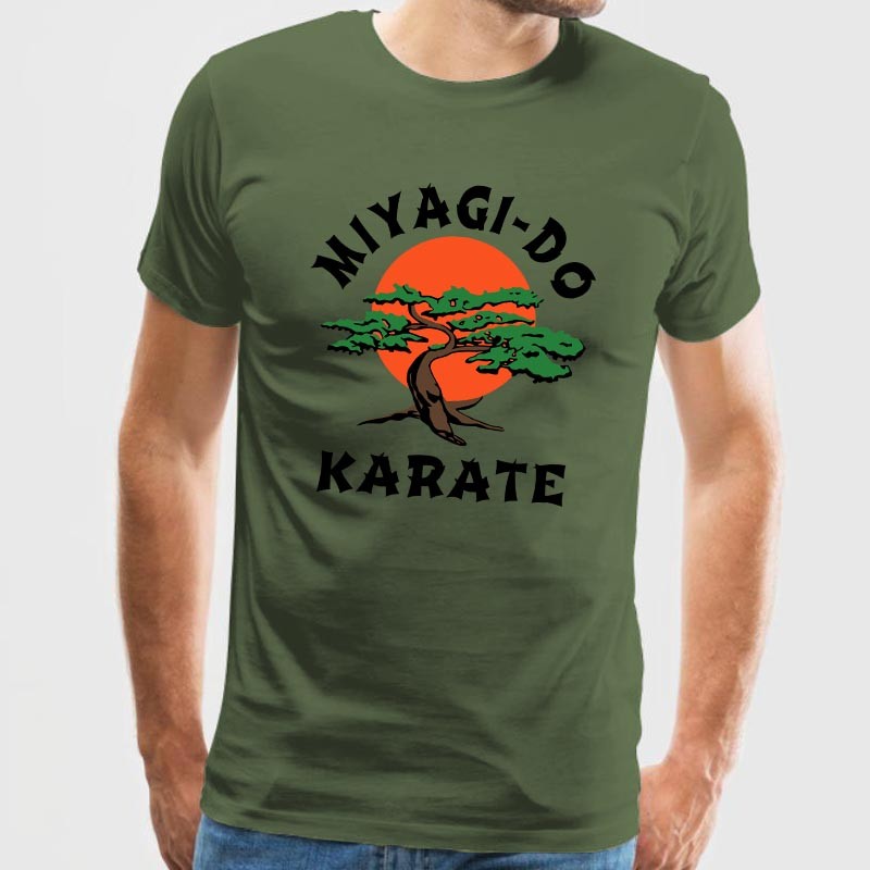 Camiseta miyagi do verde militar unisex